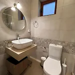 Antonios House Holiday home *